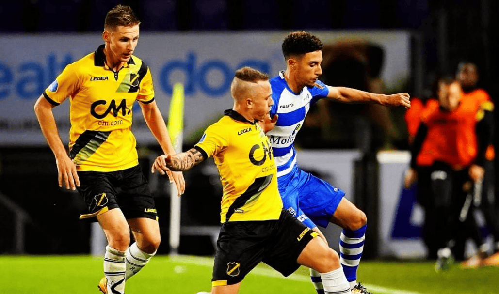 一场比赛前 一场比赛前