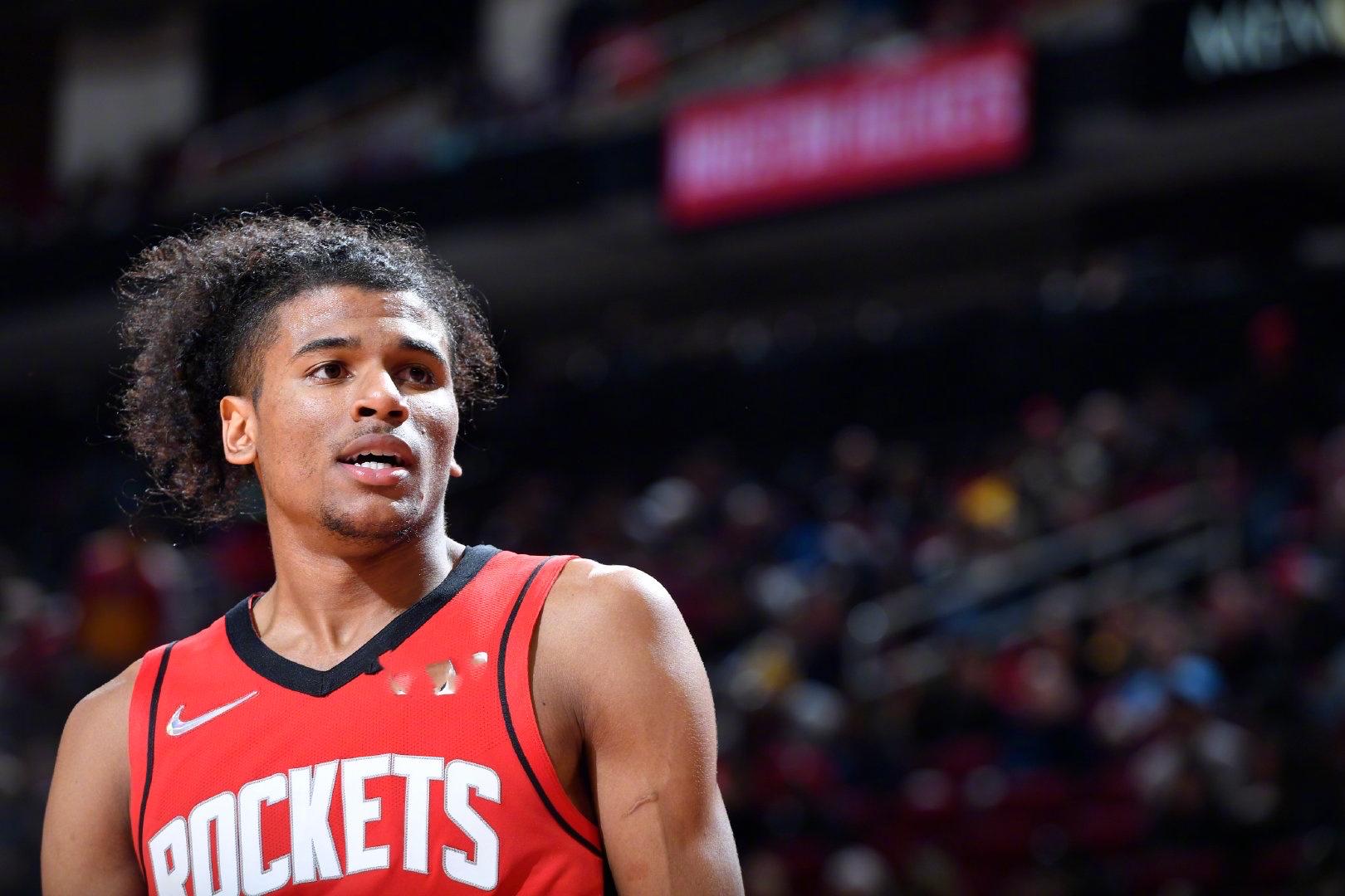 中的稳态收 中的稳态收