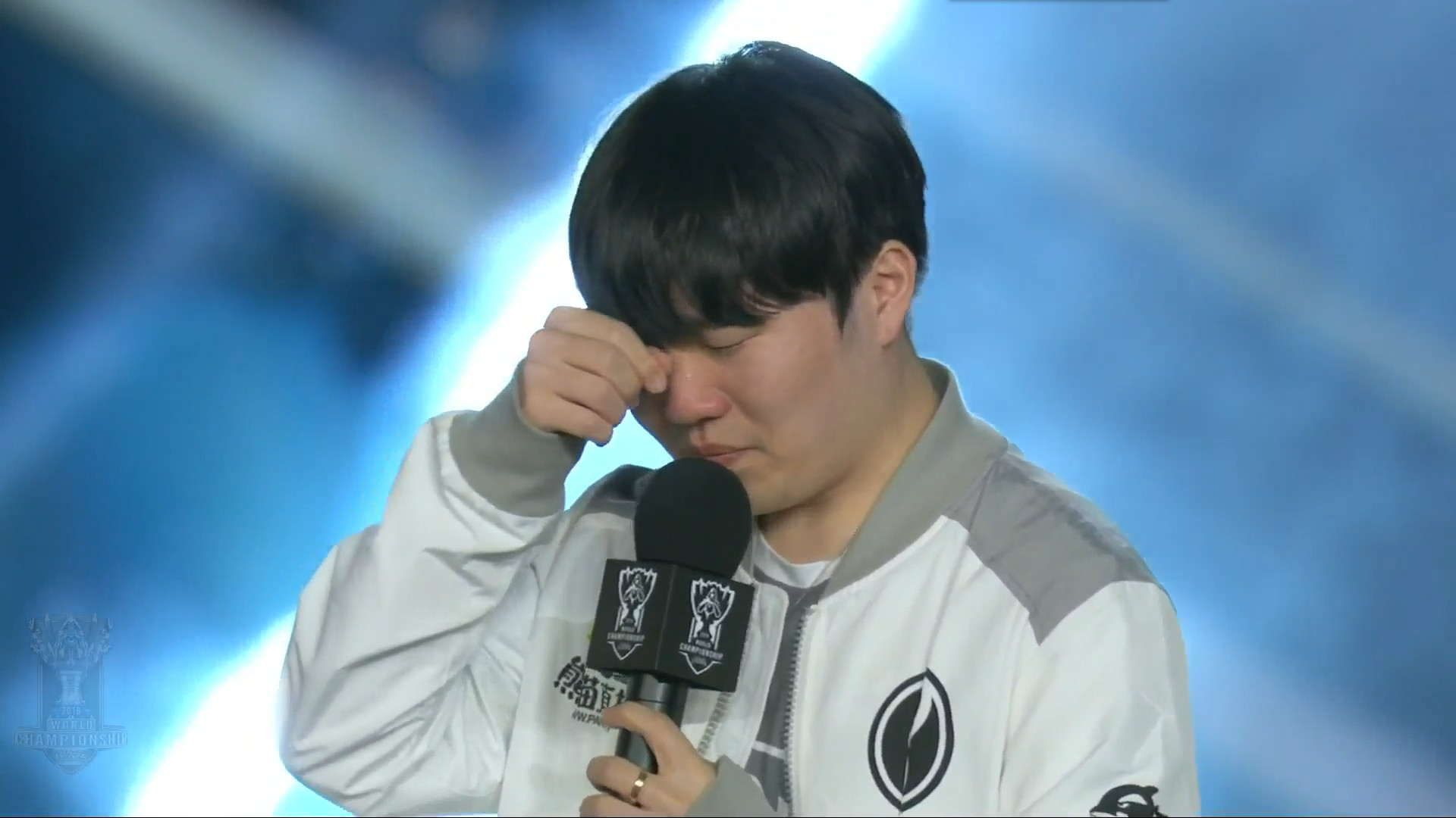 且定位到一 且定位到一